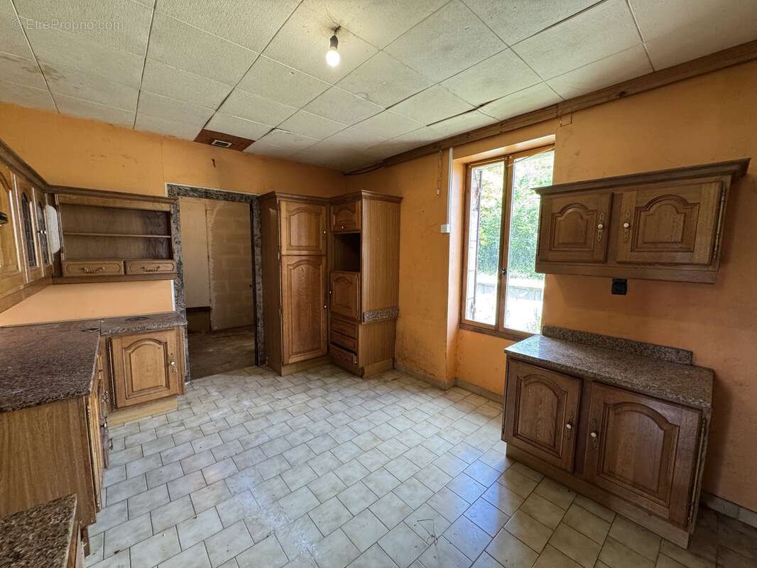 Maison 120 m² à Salles-De-Barbezieux  - photo 22