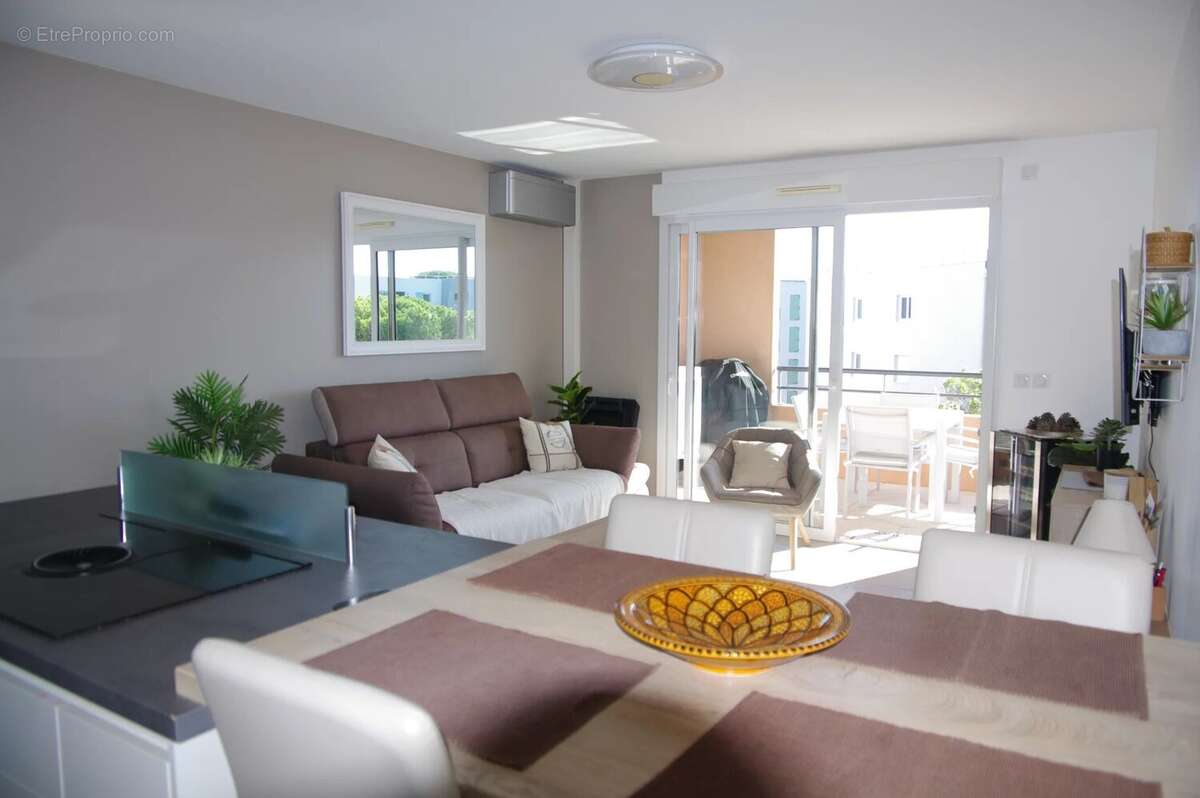 Appartement à FREJUS