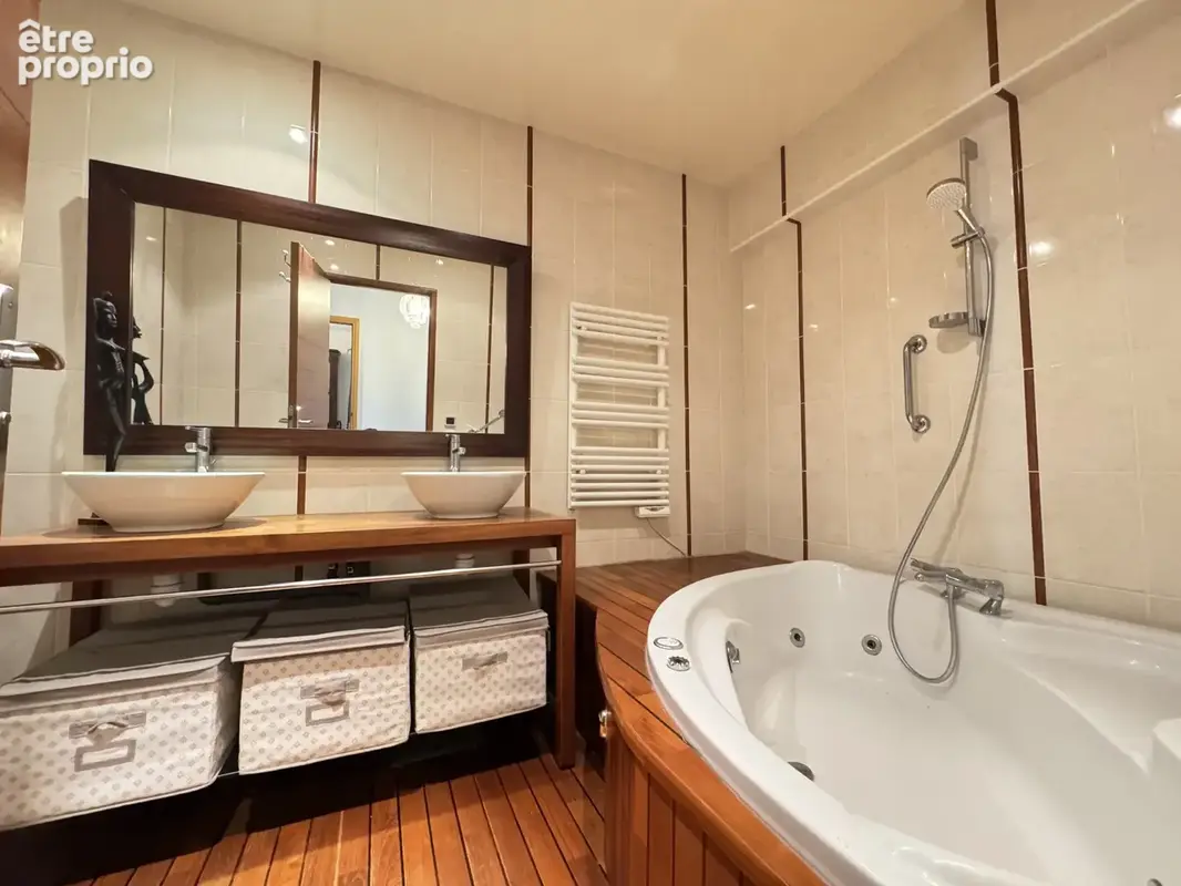 Appartement - 117,35 m2 - 5 pièces - photo 9