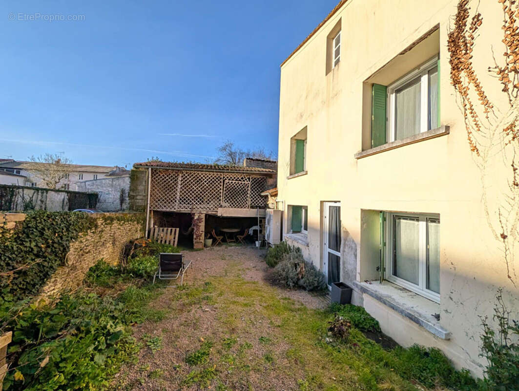 Maison à LA MOTHE-SAINT-HERAY