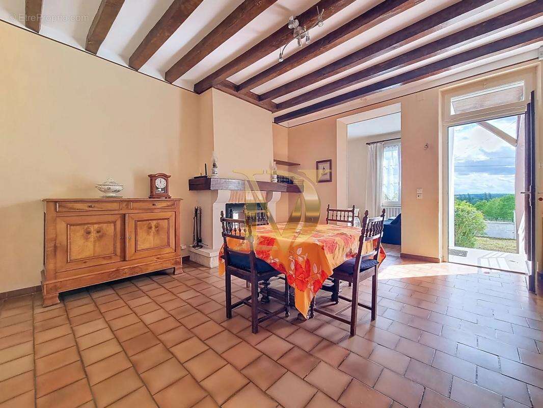 Maison à CHENONCEAUX