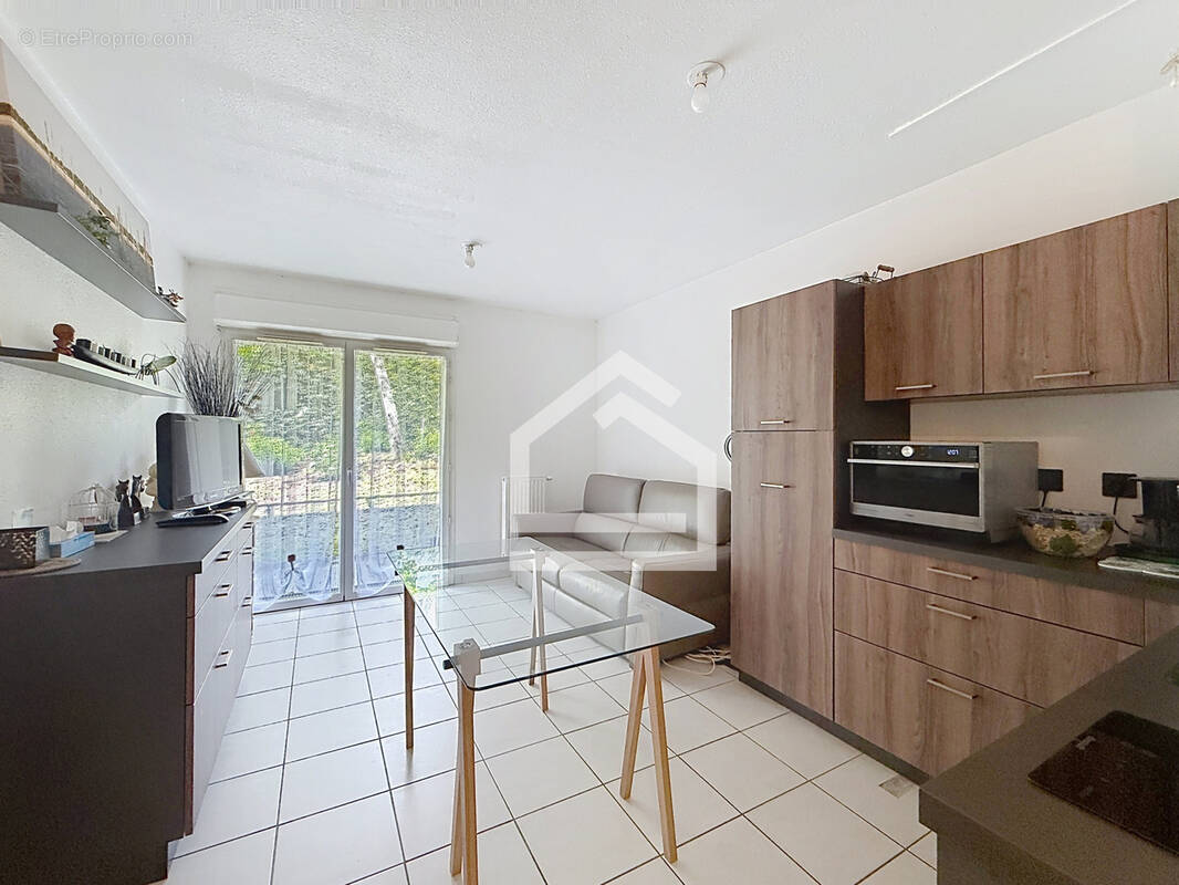 Appartement à LE HAILLAN
