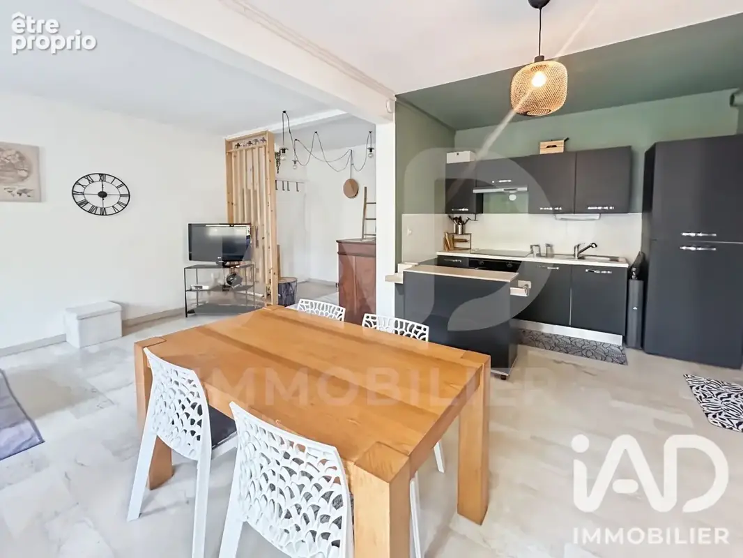 Photo 1 - Appartement à NIMES