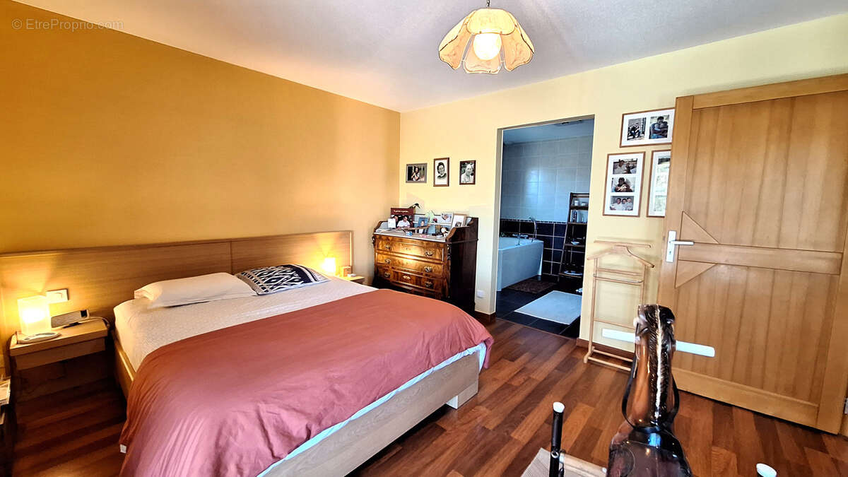 Maison à FONTAINE-LES-CLERVAL