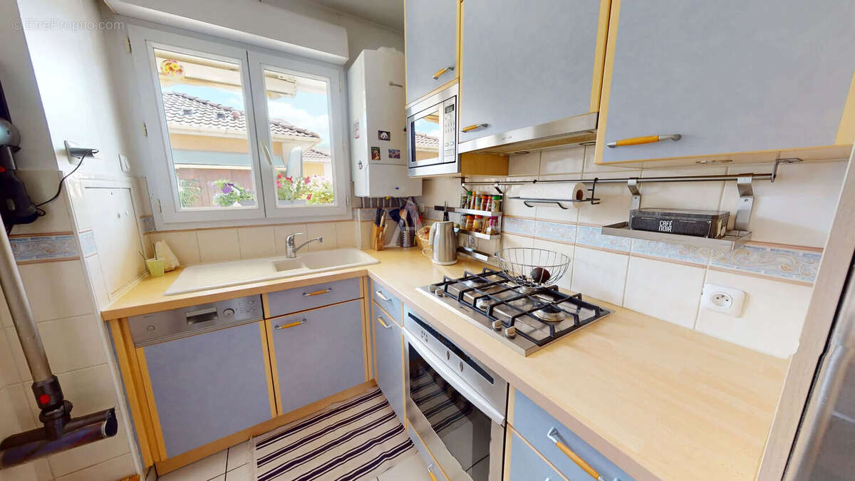 Appartement à VILLENEUVE-LA-GARENNE