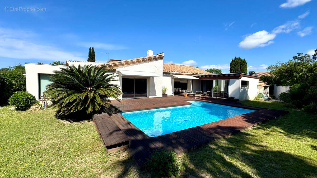 Maison à SAINT-CYPRIEN