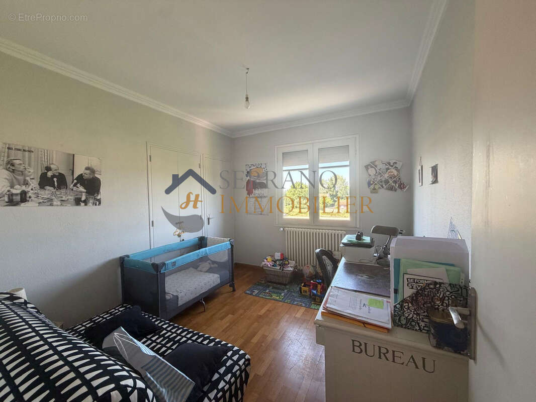 Appartement à BARBENTANE