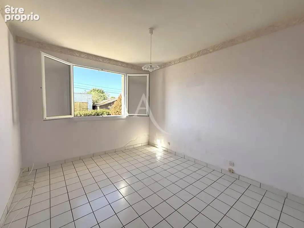 Maison Saint Georges De Pointindoux  5 pièce(s) - 99 m² - photo 10