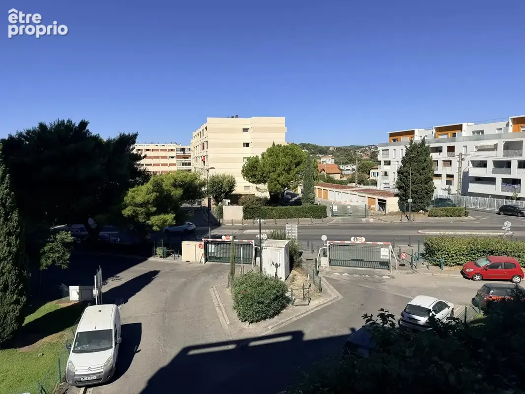 T4/5 de 83m² / Résidence Val pins 13015 - photo 8