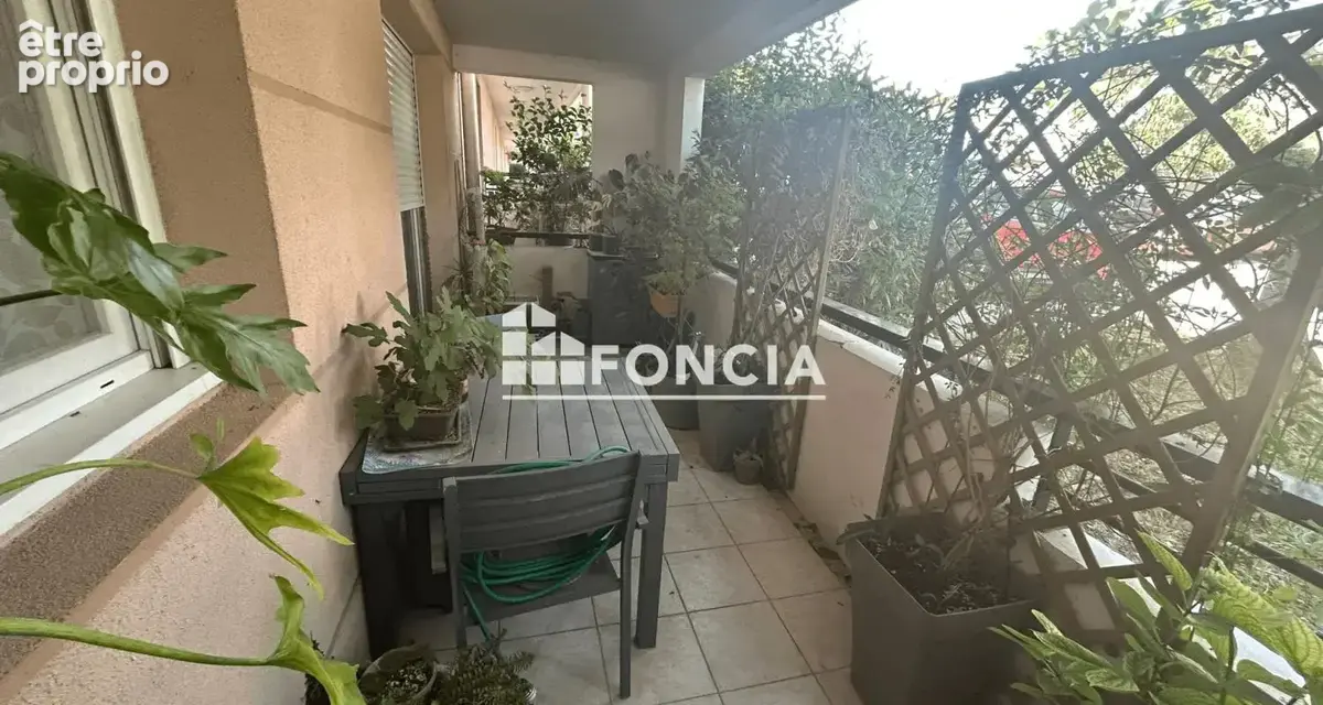 LE LUC - Agréable copropriété semi-récente proches des commodités, pour un investissement locatif - photo 2