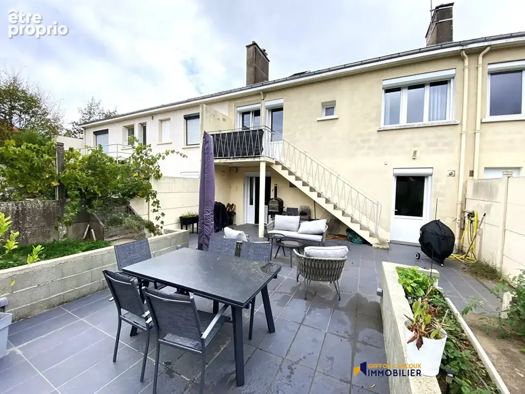 Cholet Maison rénovée coup de coeur !! - photo 10