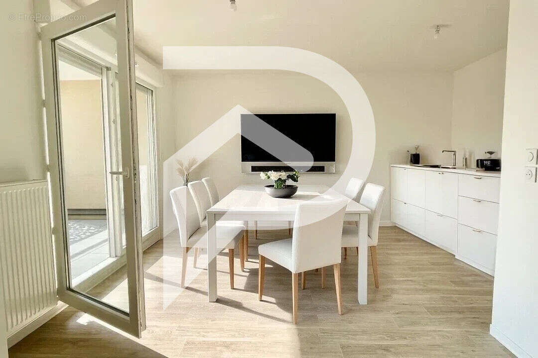 Appartement à JASSANS-RIOTTIER