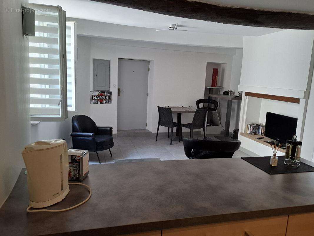 Appartement à FORCALQUIER