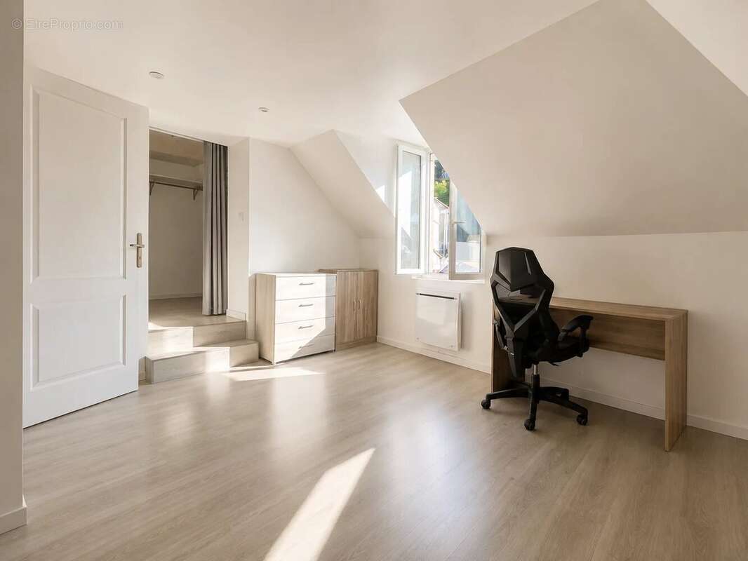 Maison 70 m² à Flixecourt  - photo 7
