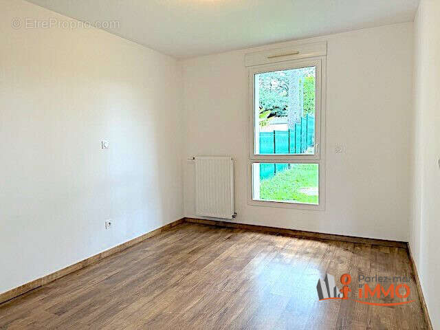 Appartement 97 m² à Saint-Priest-En-Jarez  - photo 8