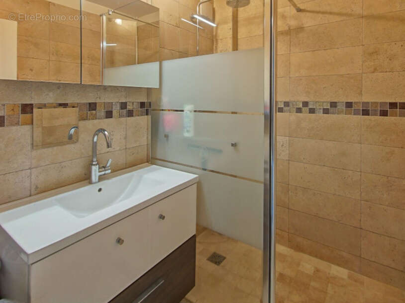 Appartement à ENGHIEN-LES-BAINS