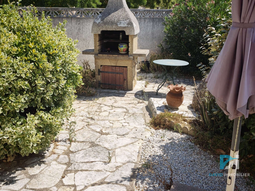 Villa 3 chambres au calme avec salon cathédrale et terrain piscinable - photo 9