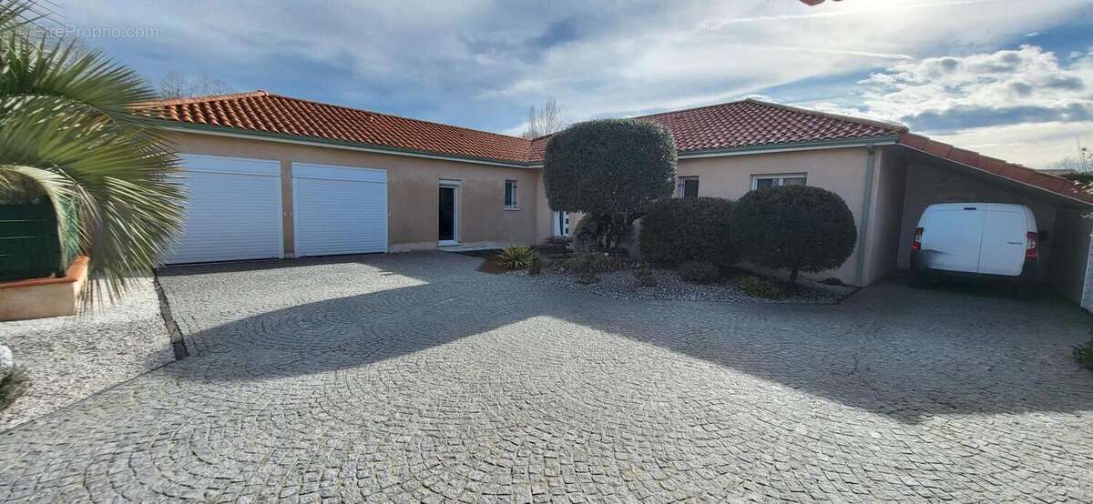 Maison à ORLEIX