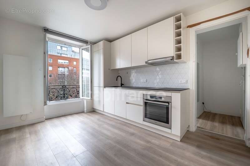 Appartement à PARIS-19E