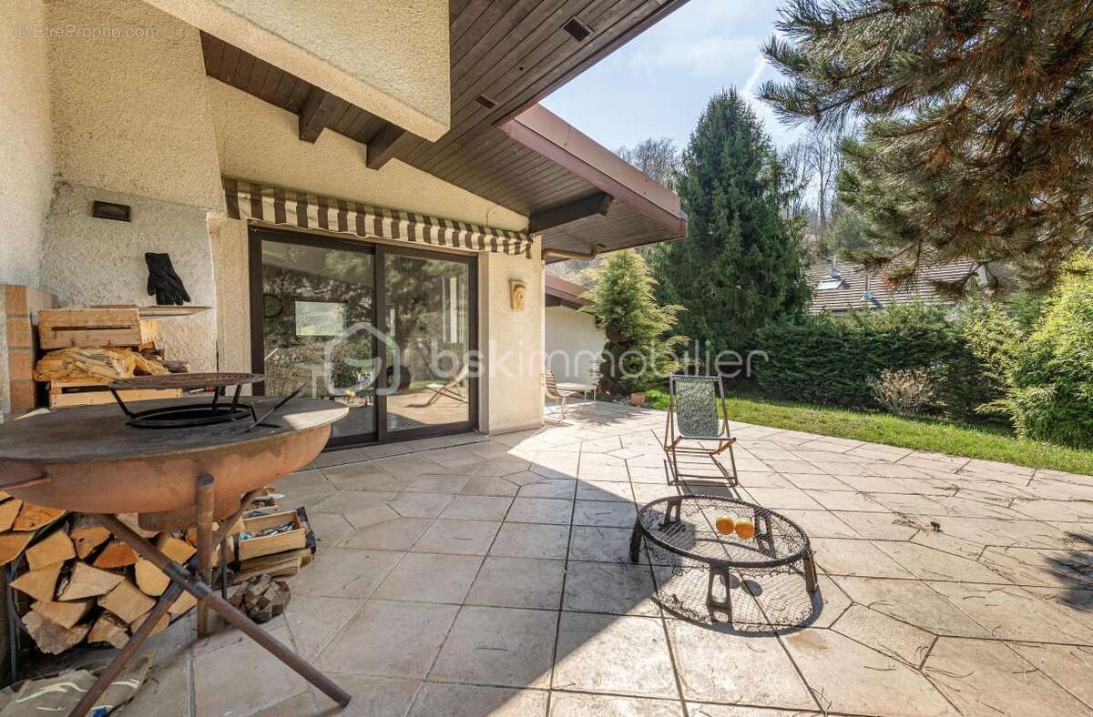Maison individuelle  291m² avec jardin et garage ANNECY LE VIEUX - photo 2
