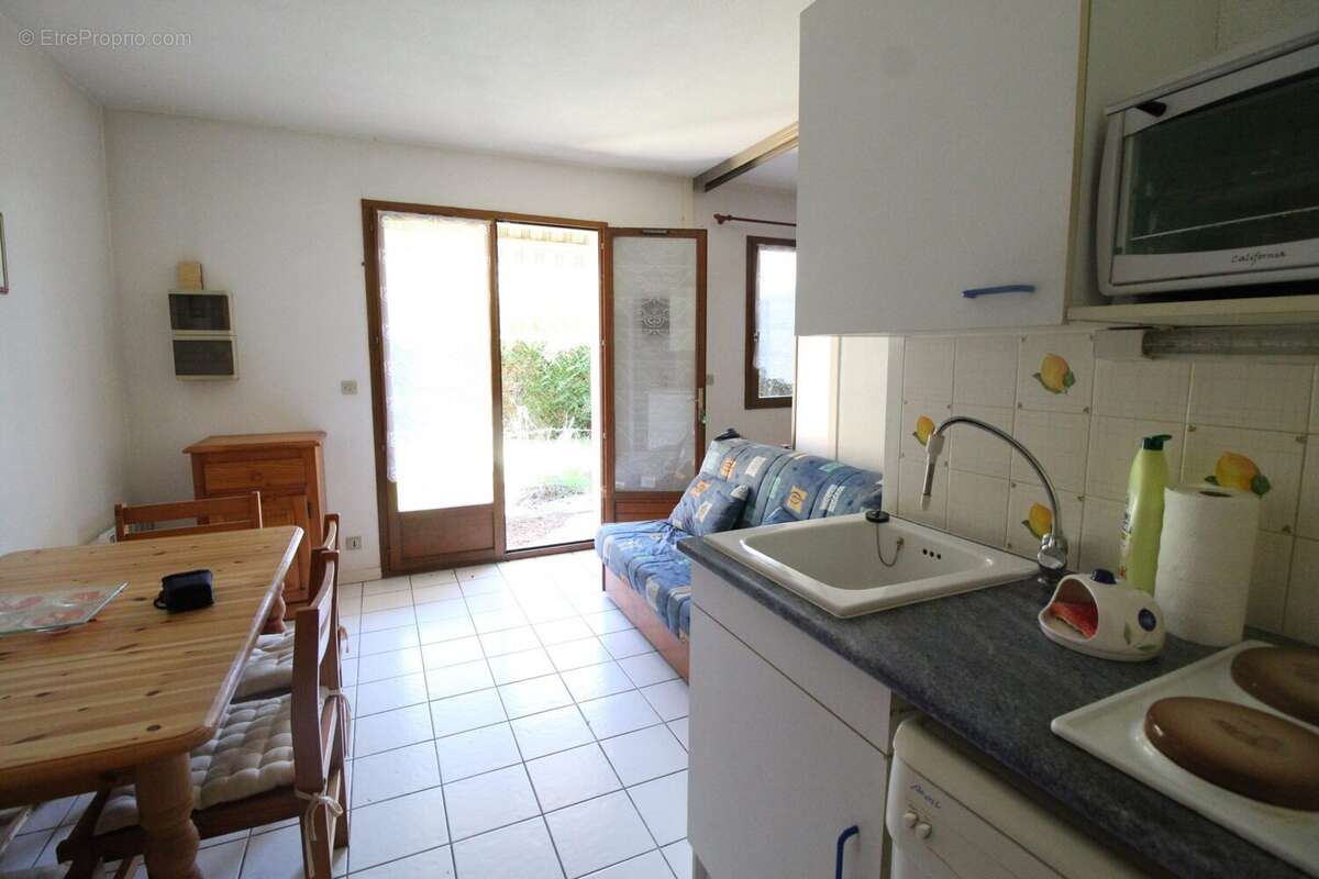 Maison à VAUX-SUR-MER