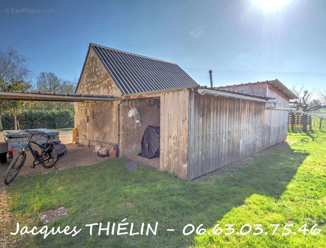 Maison à LONGUE-JUMELLES