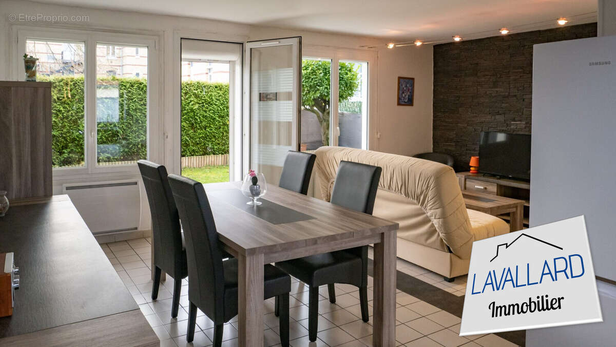 Appartement à FOUILLOY