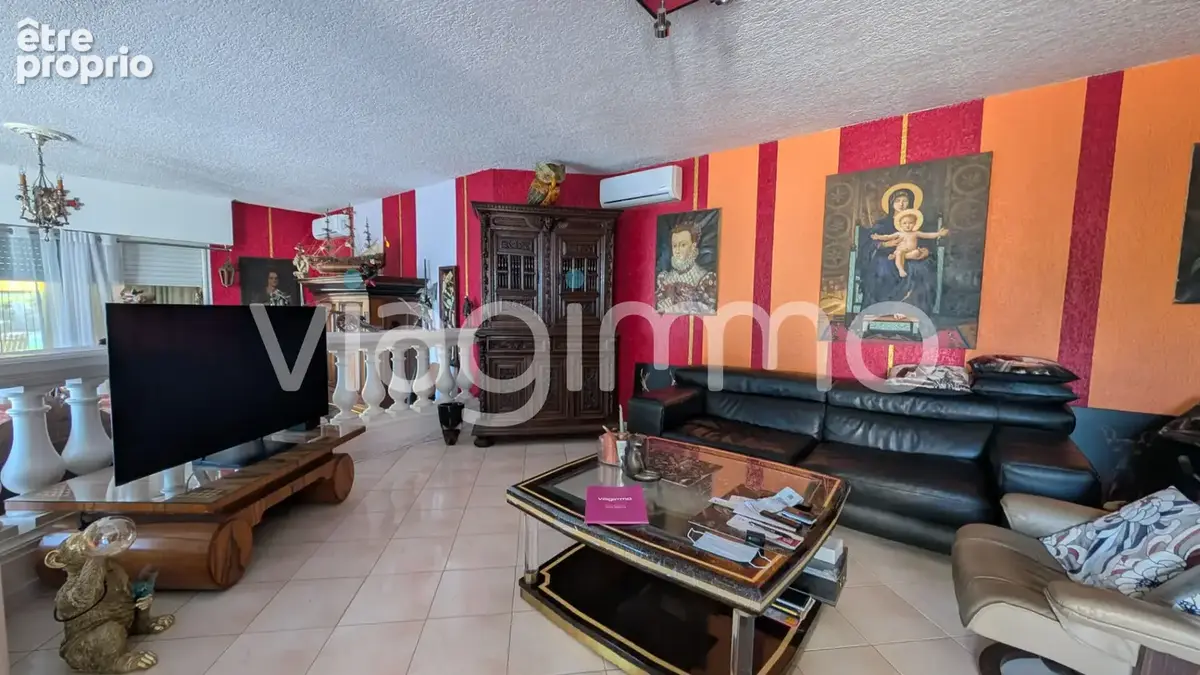 Maison Vaullauris- Hauteurs Golfe Juan 4 pièce(s) 132.15 m2 avec belle vue mer - photo 6