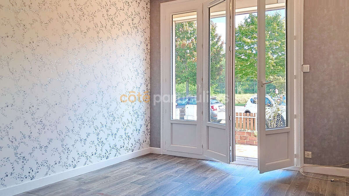 Maison à CHALETTE-SUR-LOING