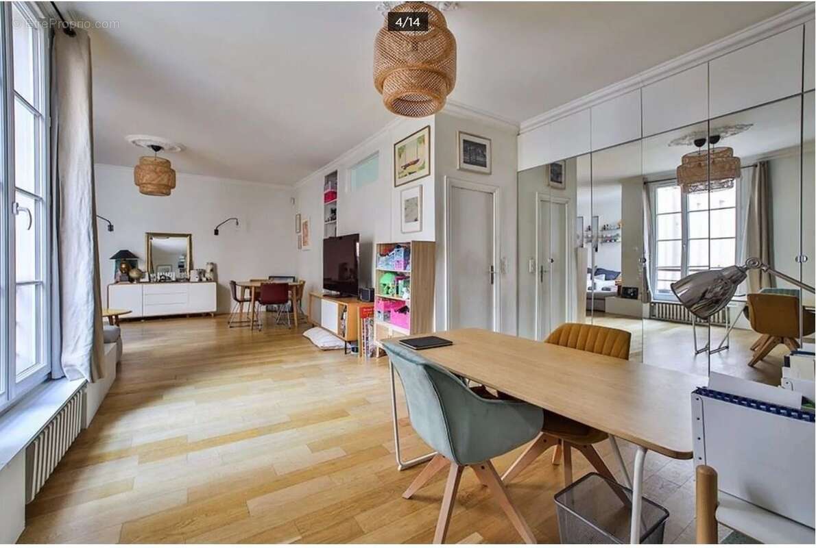 Appartement à PARIS-11E