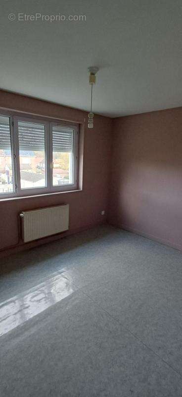 Maison à SIN-LE-NOBLE