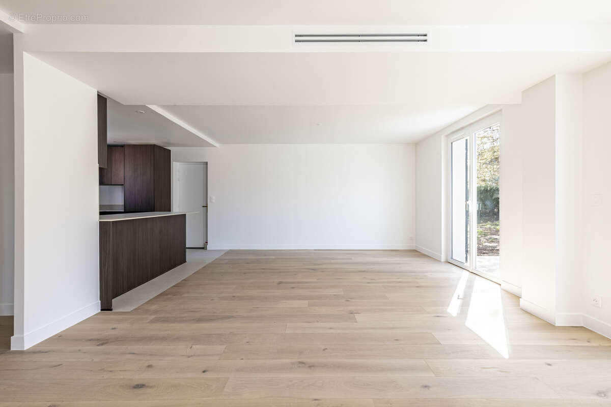 Maison à L'ETANG-LA-VILLE