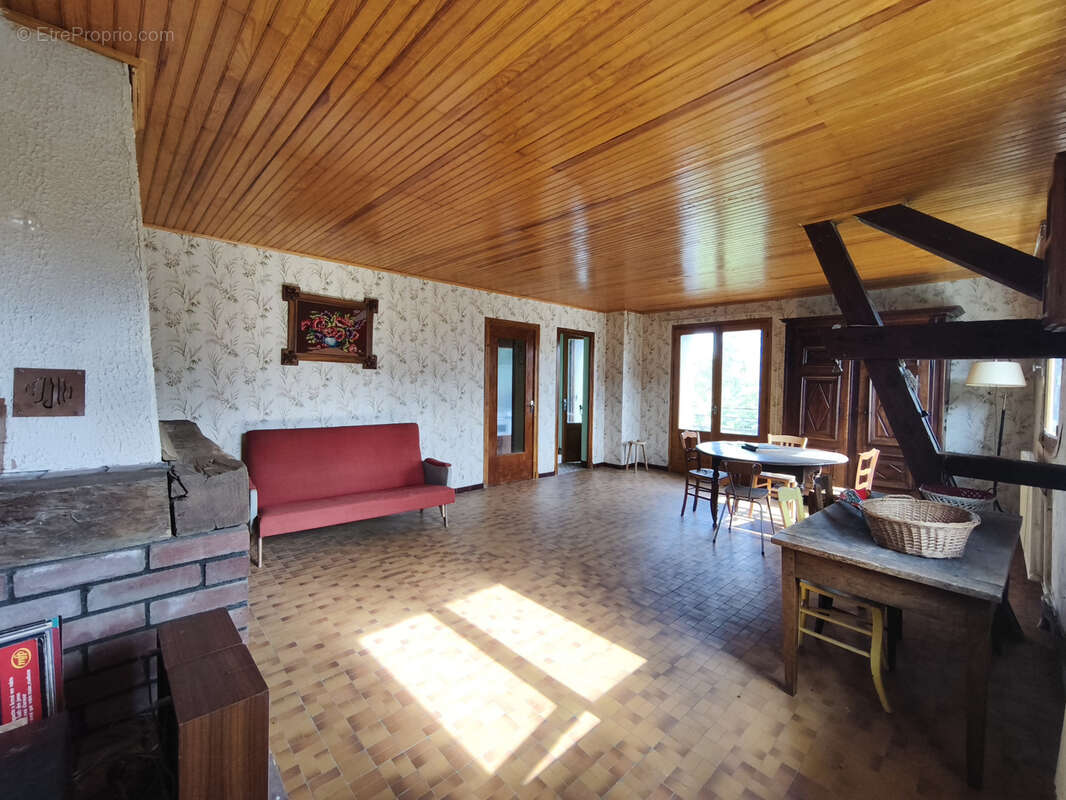 maison avec terrain et garage - photo 10
