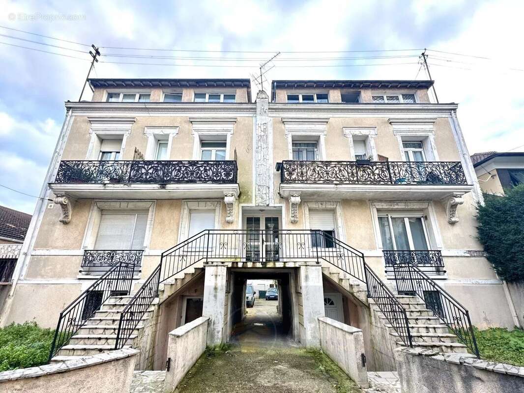 Appartement à LIVRY-GARGAN