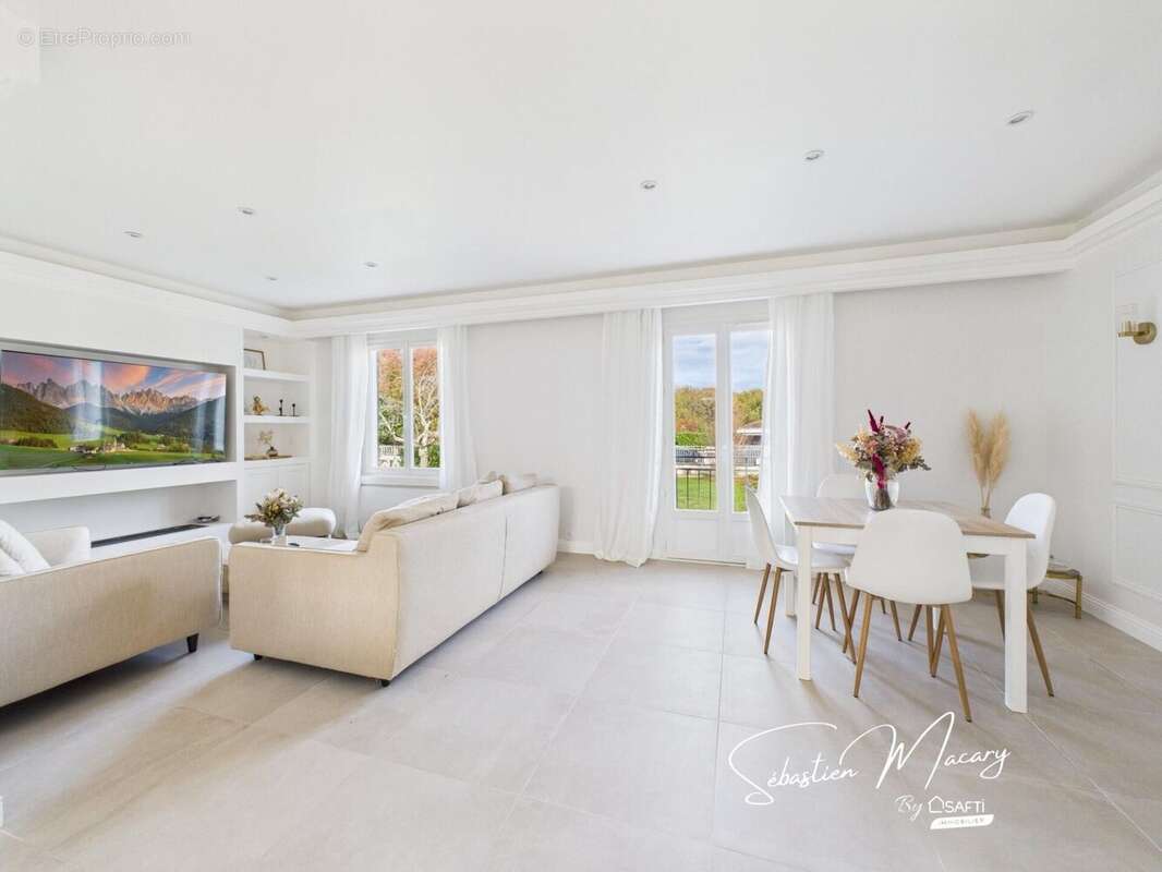 Photo 4 - Maison à FARGUES-SAINT-HILAIRE