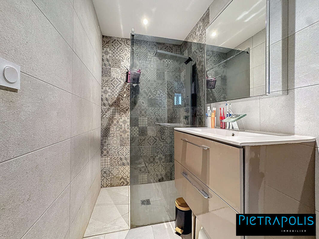 Appartement 67 m² à Chaponost  - photo 8