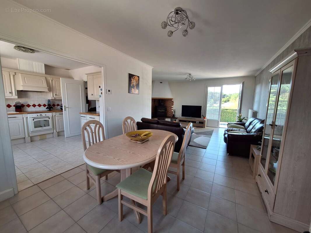 Maison de village en très bon état - photo 5