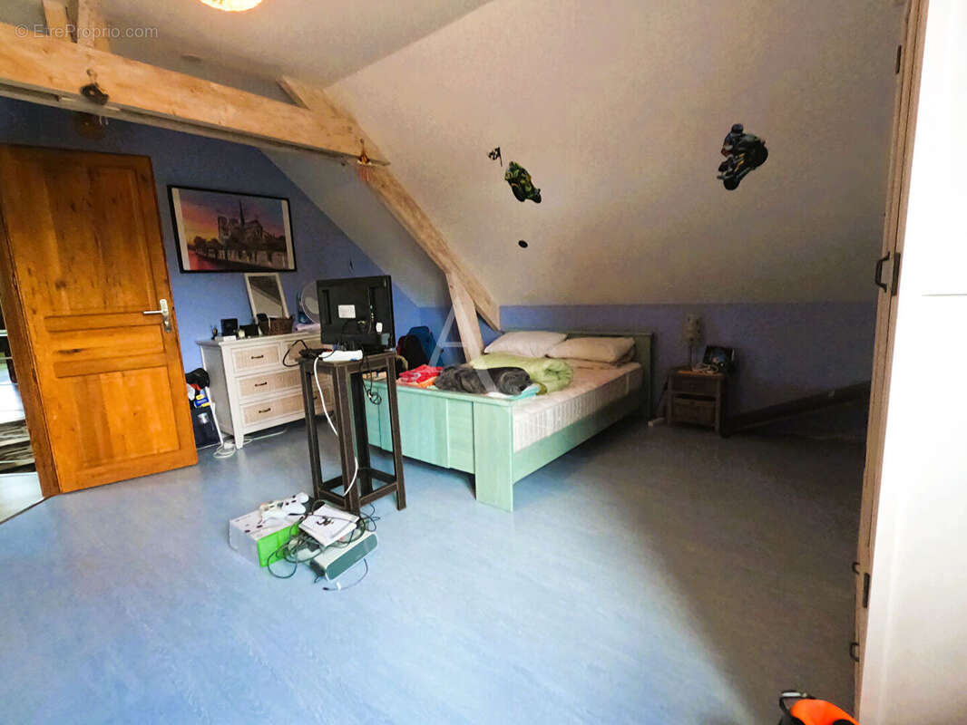 Maison à ESTREELLES