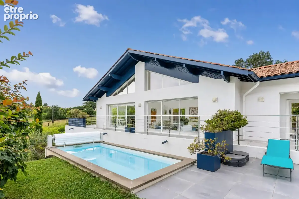 Propriété familiale de 295 m2 avec piscine, vue Rhune et parc paysager de 3 000 m2 - photo 14