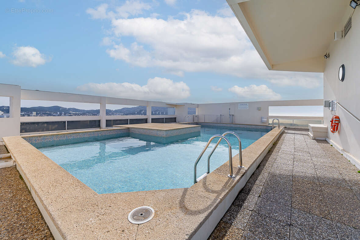 Appartement à MARSEILLE-8E