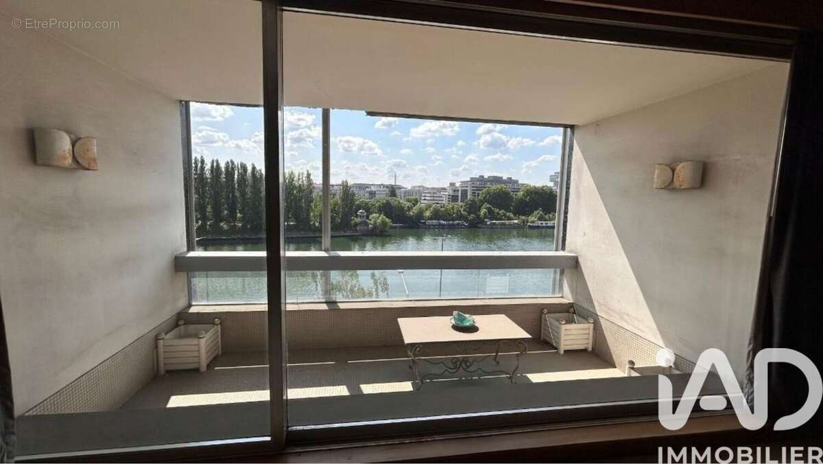 Photo 3 - Appartement à COURBEVOIE
