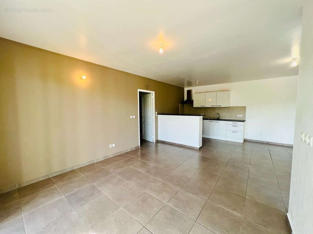 A vendre t3 friar's bay - photo 4