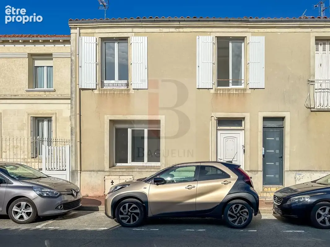 Appartement à FOURAS