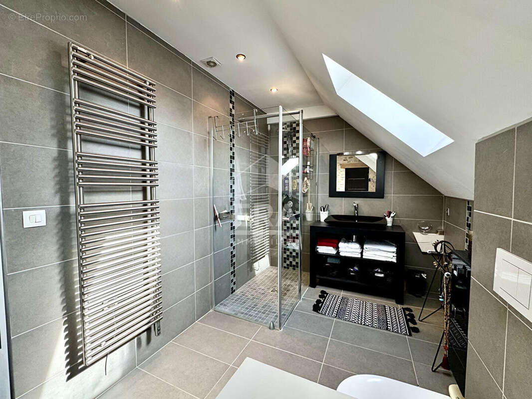 Maison à BALLANCOURT-SUR-ESSONNE