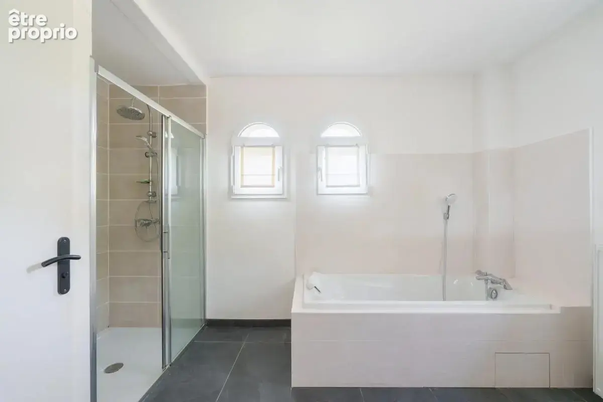 Vesoul – une maison familiale aux volumes exceptionnels - photo 17