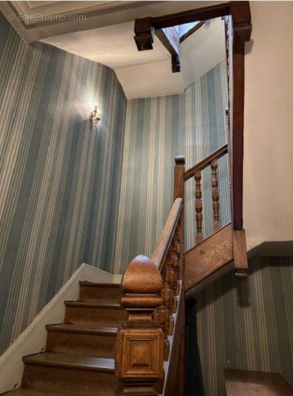 Maison à FLEURY-LES-AUBRAIS