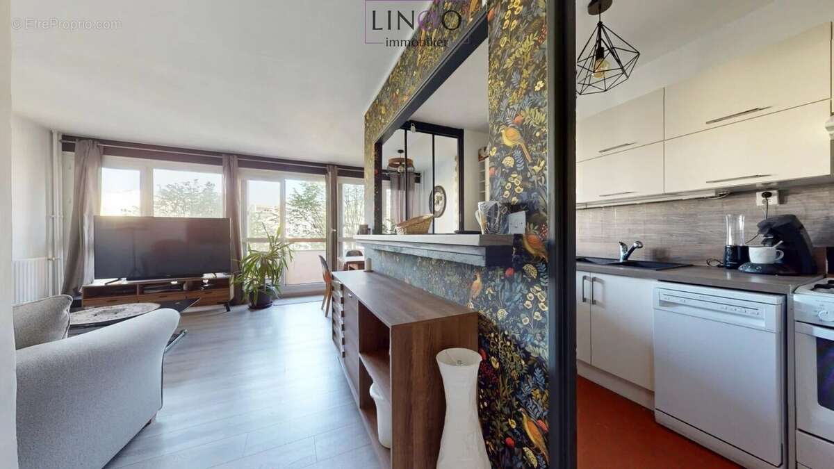 Appartement à CHOISY-LE-ROI