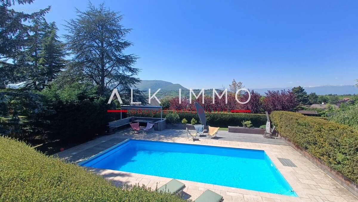 Maison à CRANVES-SALES
