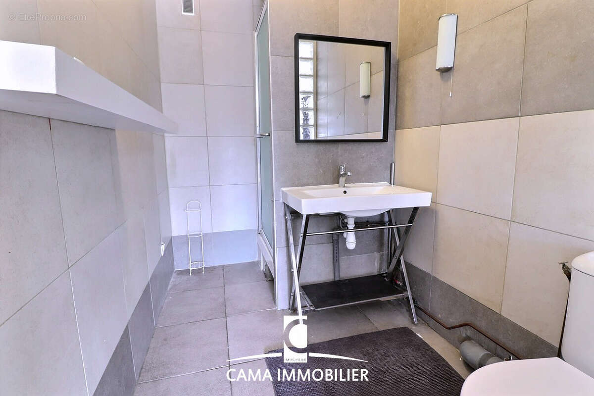 Appartement à FONTENAY-LE-FLEURY