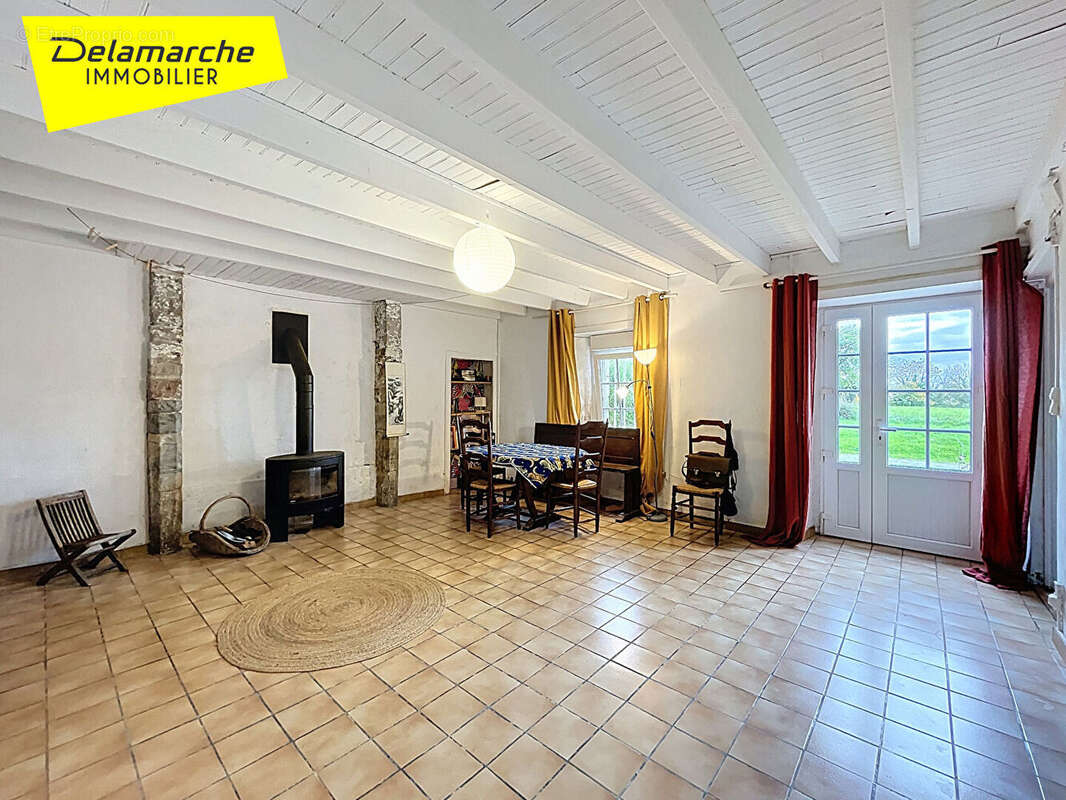A VENDRE maison Montpinchon  8 pièces. - photo 3